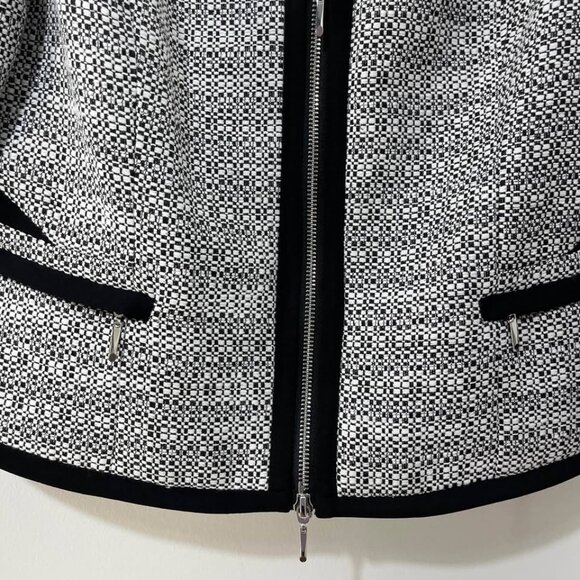White House Black Market Textured Weave Polished Career Zipped Blazer [size 8] - Picture 6 of 10